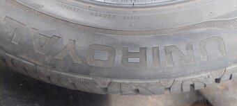 Prodám 4kusy 185/60 R15 88H Uniroyal RainExpert 3 - 4