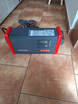 Nabijecka baterii 48V a 24V - 4