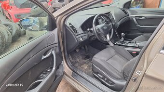 PRODÁM HYUNDAI I40 R.V 2014 KOMBI - 4
