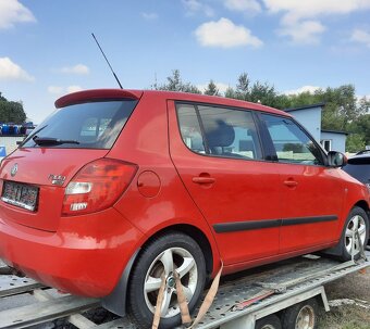 nd ze škoda fabia 2, 1.2.HTP 44kW, červená,bílá,stříbrná - 4