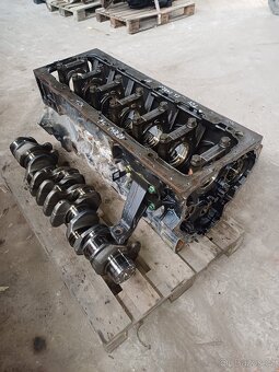 Blok motoru s klikou Man TGX, euro 6 - 4