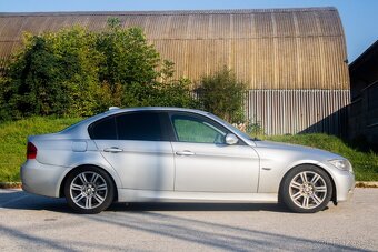 BMW Rad 3 325 d A/T /AJ NA SPLATKY/ - 4