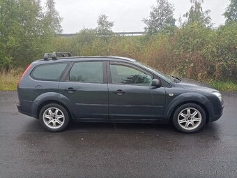 Ford focus kombi 1,6i 74kw - 4