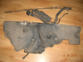 Renault Thalia - benzínová nadrž - 4