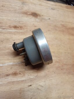 Ukazatel paliva PAL - 4