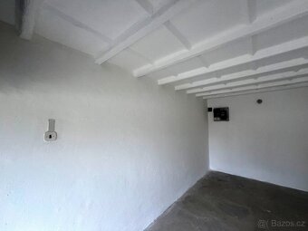 Dlouhodobě pronajmeme garáž na sídlišti Štěpnice - 4