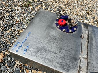 pridavna nerez nadrz LR Defender 110/130 - 4