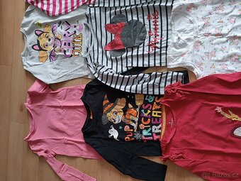 Set triček 104/110 - 4