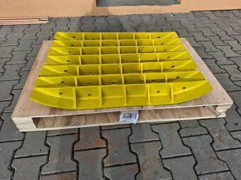 Boční lyžiny na vibrační desky Wacker Neuson - 4