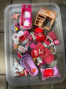 Barbie a prislusenstvi - 4