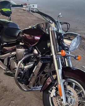 Suzuki intruder C 1800 R - 4