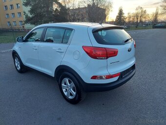 KIA SPORTAGE 1.6GDi TITAN - 4