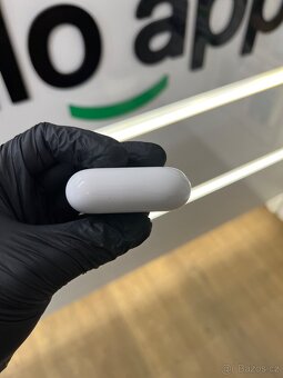 Apple AirPods Pro 2 Generace (Lightning) - 4