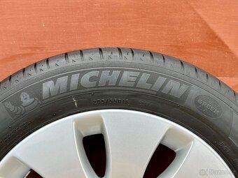 Originál kola Audi 5x112 R16, letní pneu Michelin 205/55 R16 - 4