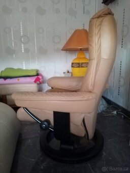 LUXUSNÍ ZNAČKOVÉ KOŽENÉ KŘESLO STRESSLESS - 4
