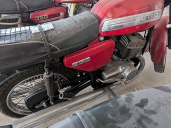 JAWA 638 - 1986 JAWA 634 - 1983 JAWA - CZ 125 - 4