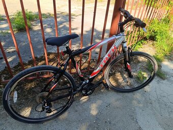 Kolo TREK 4700 - 4