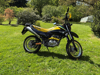 Suziki DR 125SM - 4