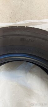 Pneu 235/65 R 17 Dunlop - 4