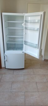 Prodám kombinovanou ledničku s mrazákem Gorenje - 4