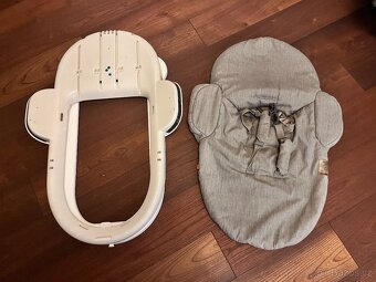 Stokke Steps Bouncer - dětské lehátko do 9 měsíců - 4