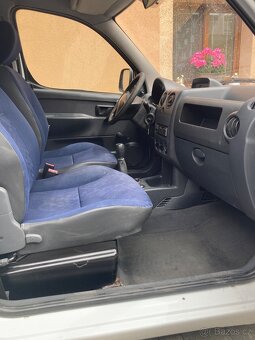 Peugeot partner 1.4i - 4