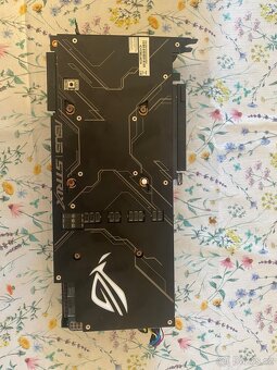 Grafická karta Asus STRIX RTX 2070 super 8 GB - 4