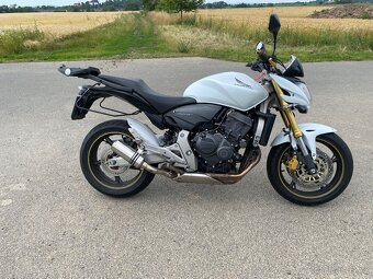 Honda CB600F - 4