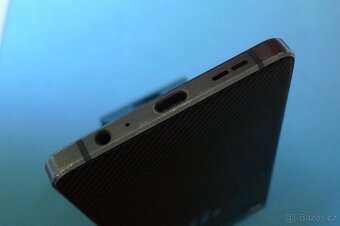 Blackberry Motion - 4