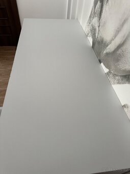 Psací stůl se zásuvkou-bílý-skoro nový - 4