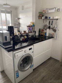 Pronájem bytu 1+kk, Langrova, Slatina, Kč/měs, 24 m2 - 4