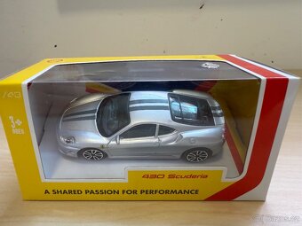 Prodám model Ferrari 1:43 Shell - 4
