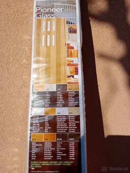 Bíle shrnovací dveře - 4