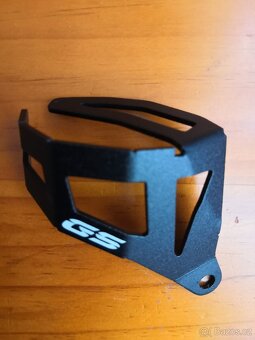 Kryt, mřížka nádobky brzdové kapaliny BMW GS - 4