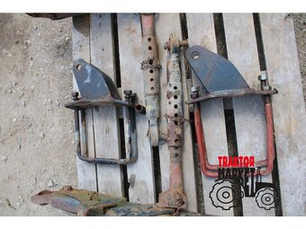 Zetor Crystal konzole, ramena, napínáky, třmeny, pístnice - 4