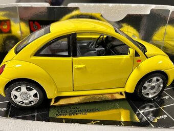 Bburago Gold collection 1:18 New beetle - 4