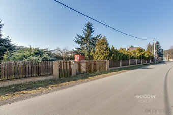 Prodej stavebního pozemku 1300 m2 v obci Záryby. - 4
