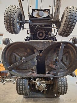 Výkonný zahradní traktor STIGA-22 Hp - Kohler - 4