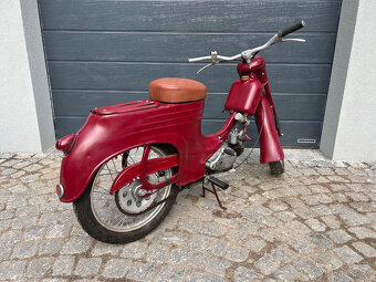 Motocykl Jawa 555 - 4