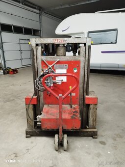 Prodám Hever 3 t - pojízdný - 4