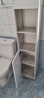 Skříňka do koupelny na nohách - 4
