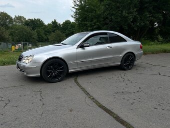 Mercedes CLK - 4