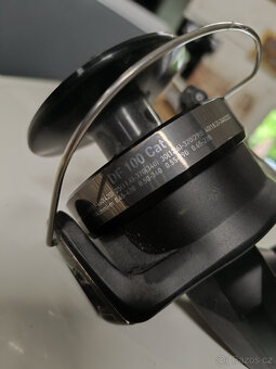 Rybářský naviják Daiwa df cat 100 - 4