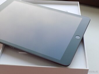 APPLE iPad 8. generace 10,2" 32GB Wi-Fi Space Grey - ZÁRUKA - 4