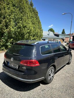 Vw passat B7 1.6tdi NA OPRAVU - 4