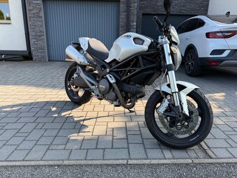 Prodám Ducati Monster 696 - 4