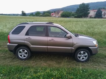 KIA Sportage 2009, benzín 2.0i (104 kW), LPG, 4WD, tažné - 4