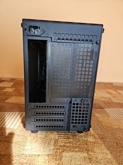 Prodám počítačovou skříň Jonsbo Z20 černá - 4