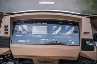 Vetererán Honda Spacy 1986, najeto 11 tkm, první s mrkačkou - 4