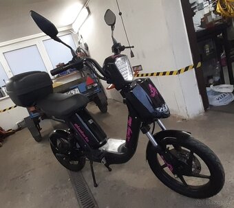 Raceway  E- babetta - 4